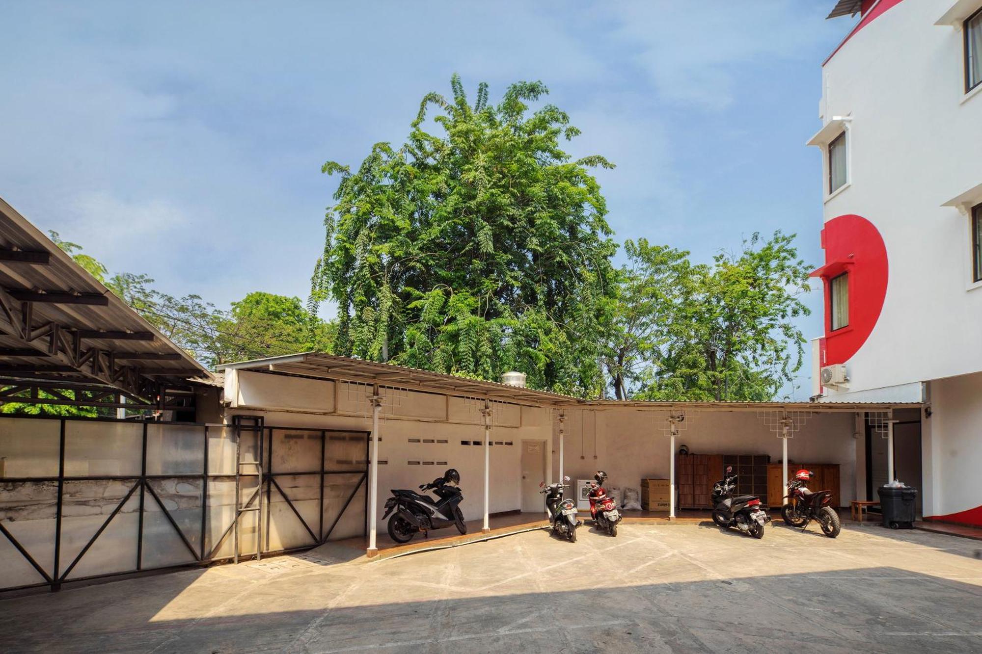 Super Oyo 866 Idola Residence Jakarta Exteriér fotografie